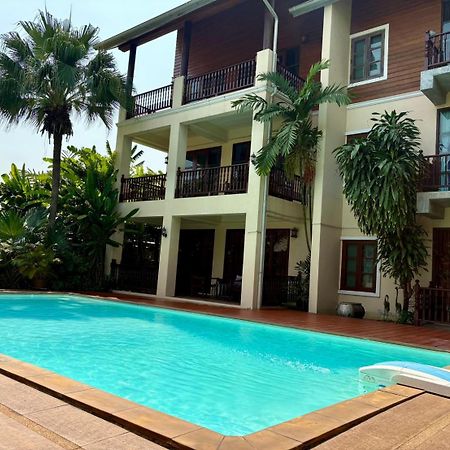 Shewe Wana Suite Resort Chiang Mai Exteriör bild