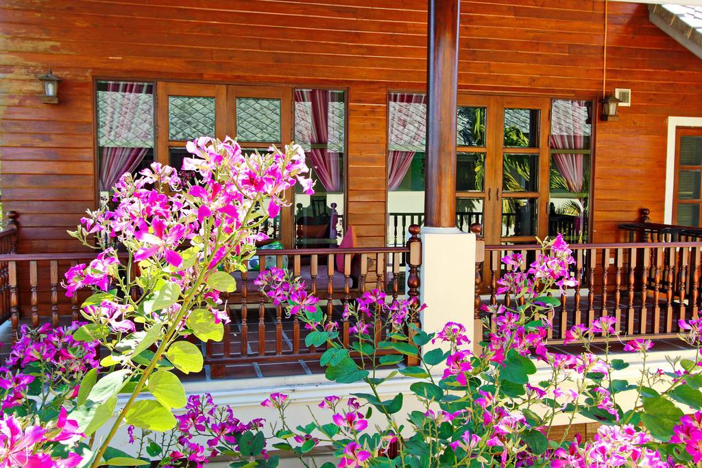 Shewe Wana Suite Resort Chiang Mai Exteriör bild